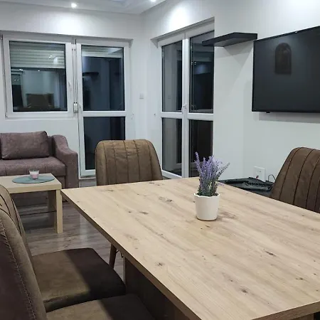 Villa Kucerak U Sremu Klenak