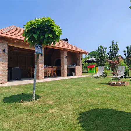 Kucerak U Sremu Villa Klenak