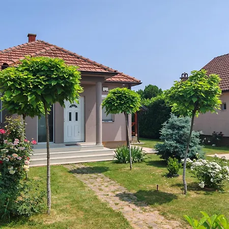 Kucerak U Sremu Klenak