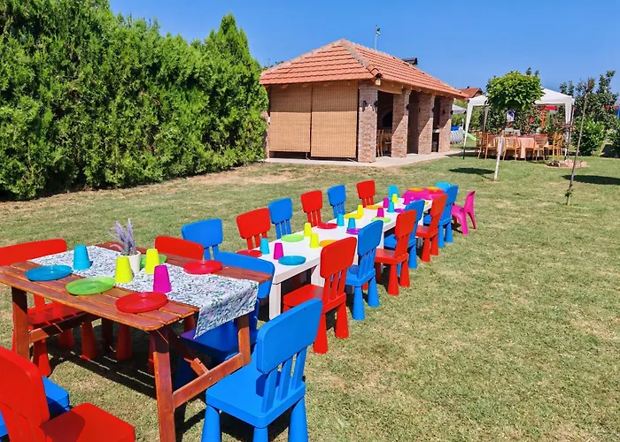 Kucerak U Sremu Vilă *