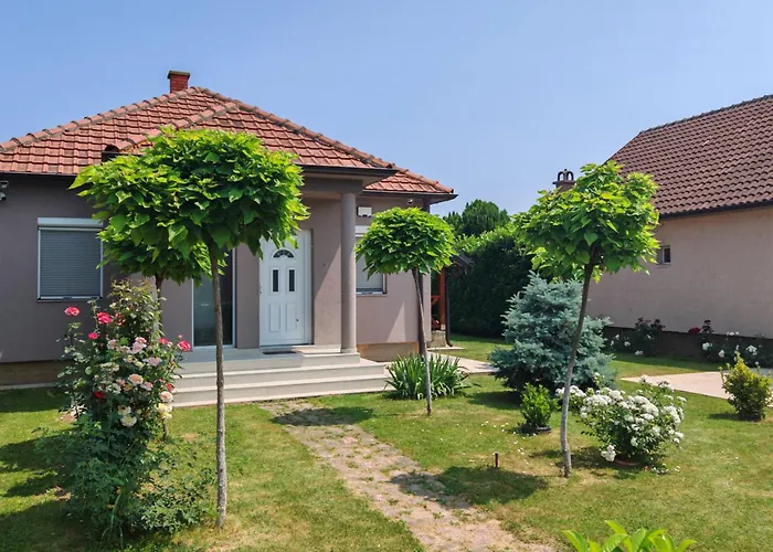 Kucerak U Sremu Klenak